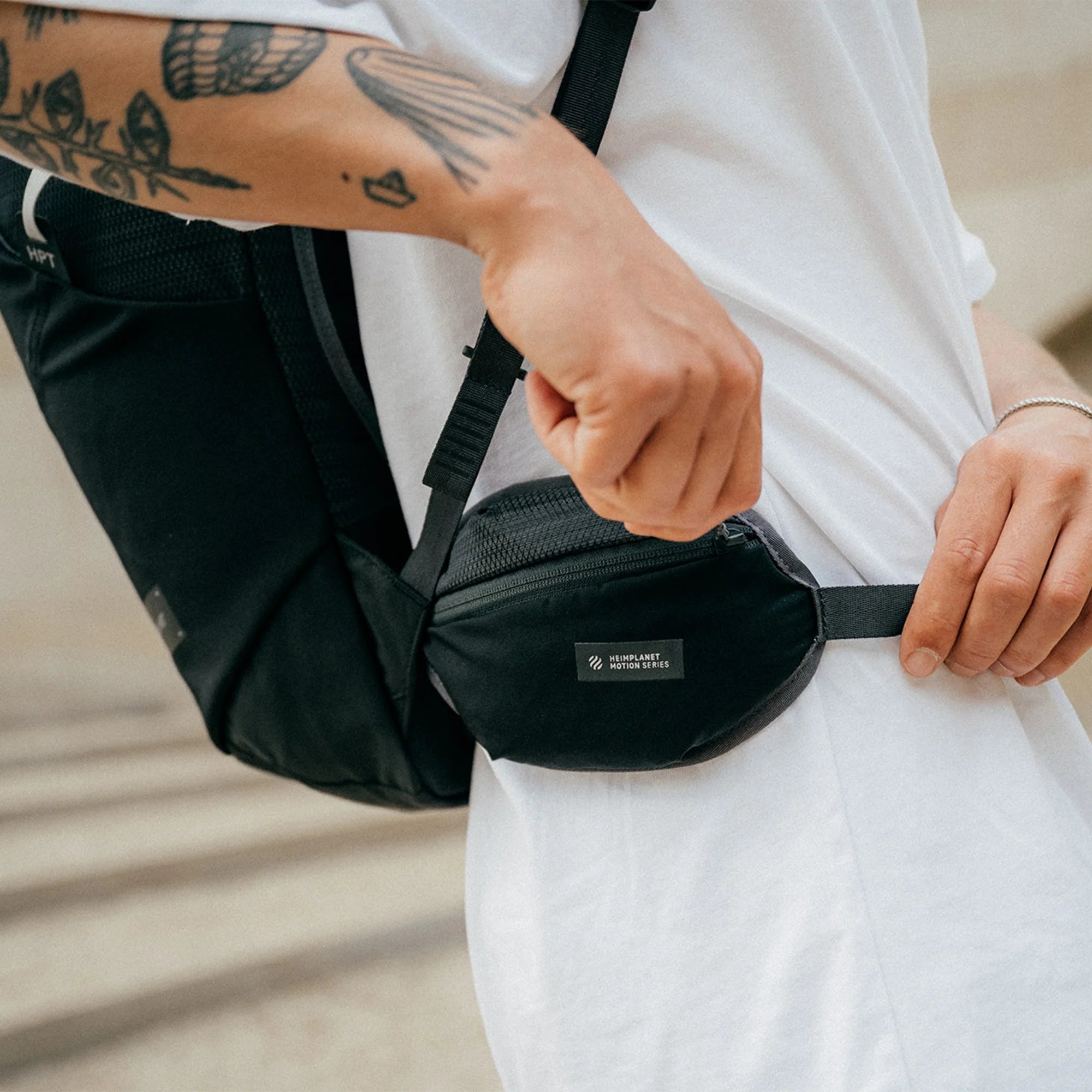 MOTION HIPBELT / POCKETS, DARK GREY - Fjord
