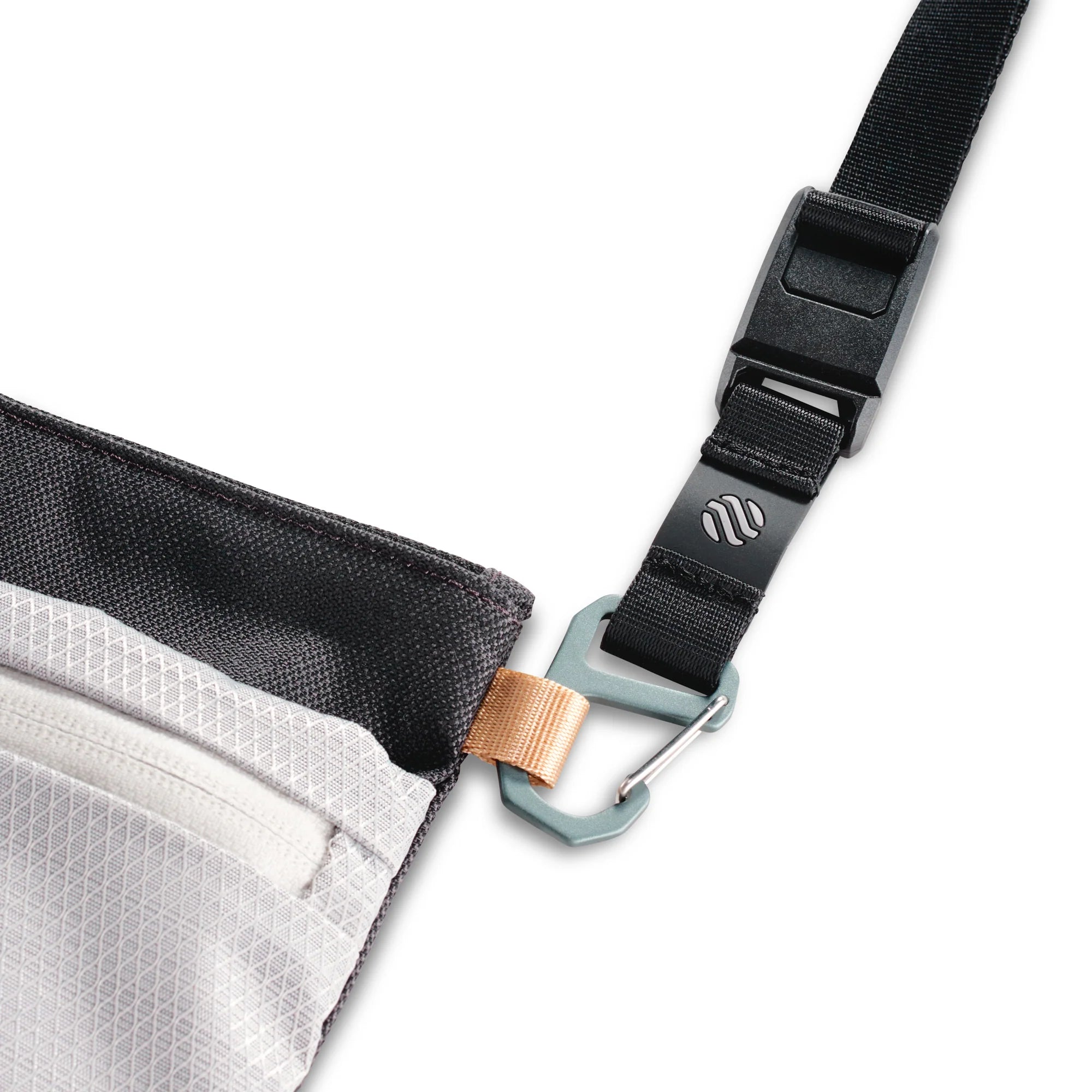 CARRY ESSENTIALS NECK POUCH (A6), LIGHT - Fjord
